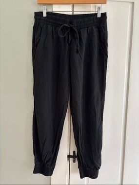 Cloth & Stone - Women’s Black Drawstring Jogger Pants